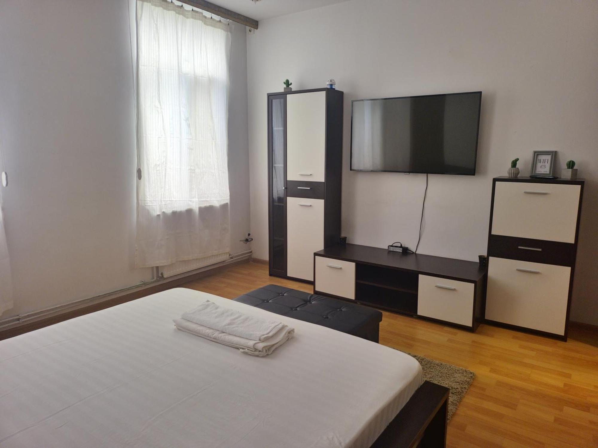 Aparthotel Yanis Bucureşti Ngoại thất bức ảnh